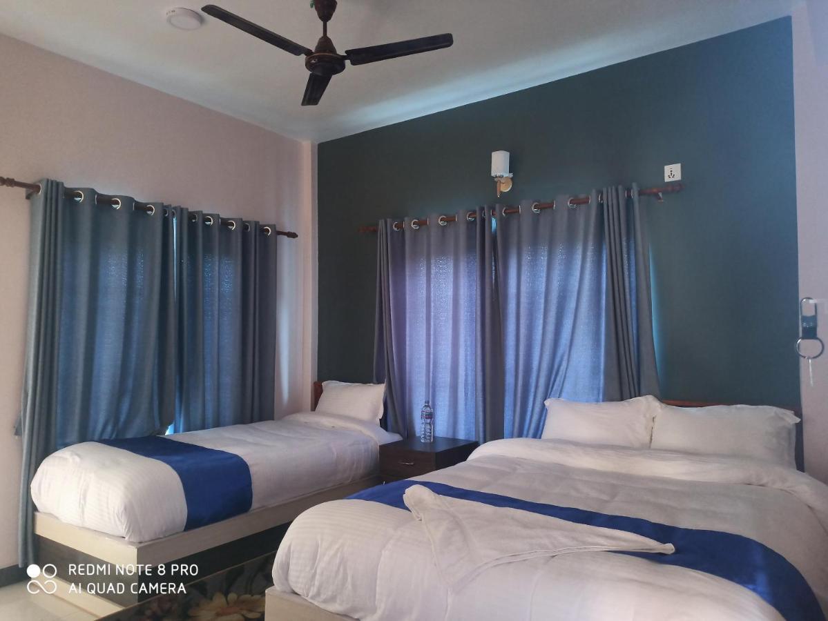 Hotel Namo Buddha Sauraha Eksteriør bilde